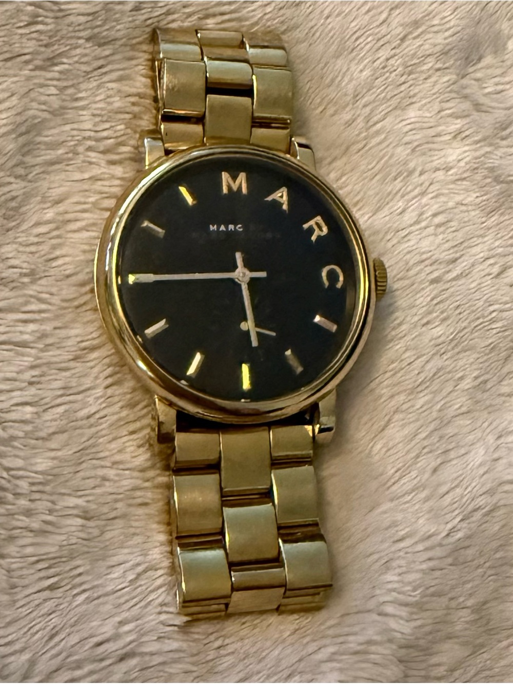 Marc Jacobs Gold and Black Round Link Bracelet Watch- Needs battery